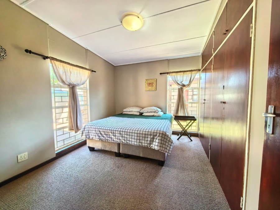 5 Bedroom Property for Sale in Sasolburg Ext 23 Free State
